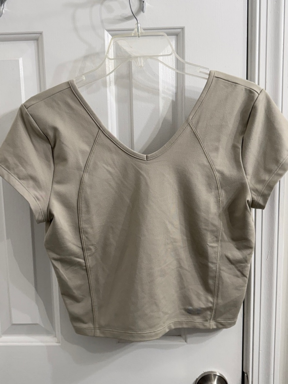 NWOT UA Movement Women's Crop Short Sleeve